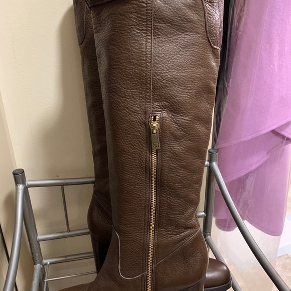 COACH BOOTS - Picture 6 of 11